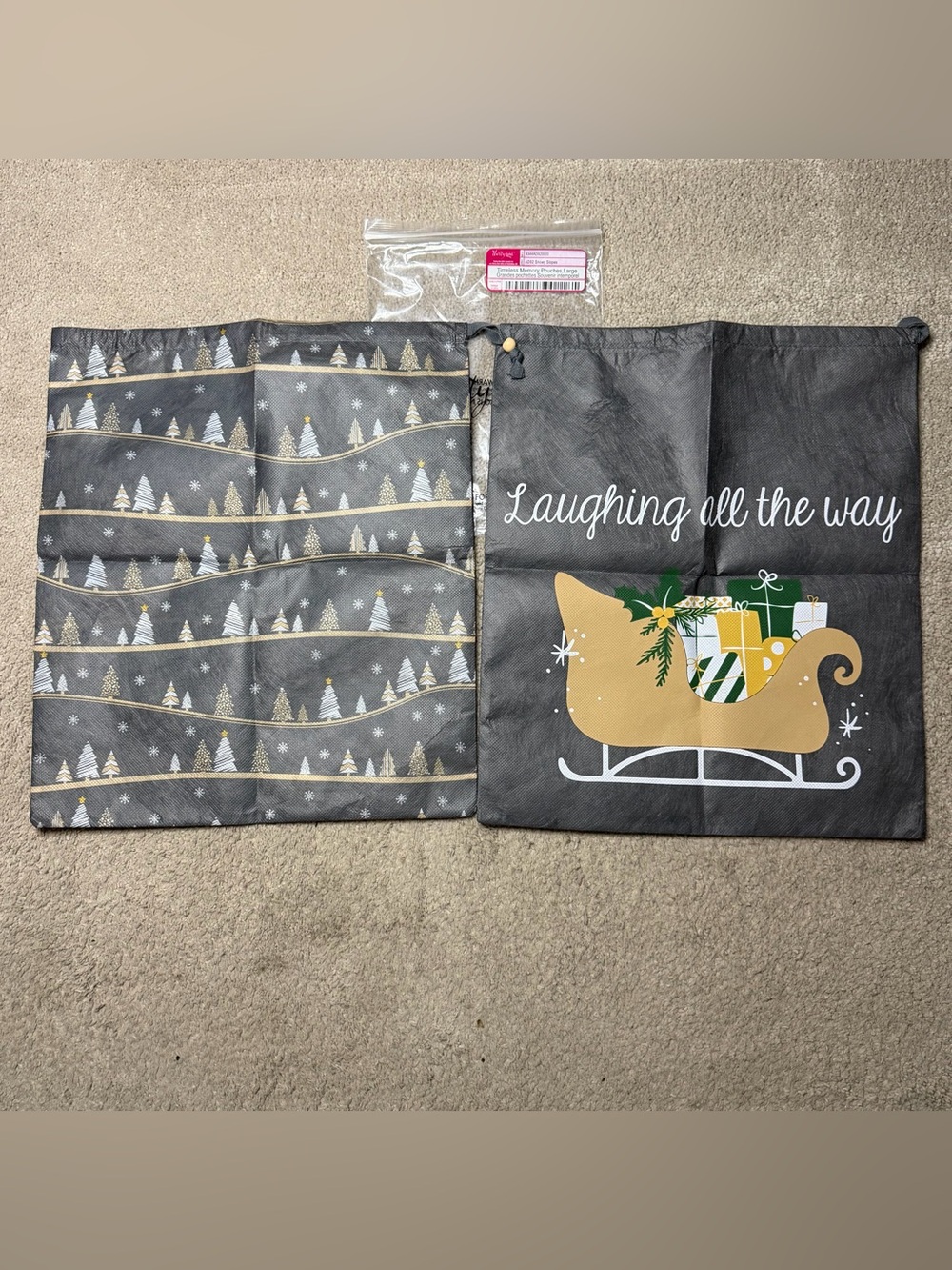 thirty-one Snowy Slopes Timeless Memory Pouches